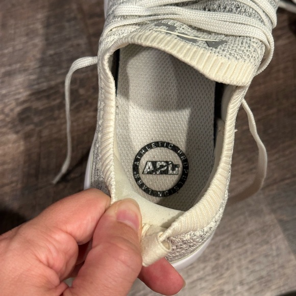 APL TechLoom Wave Sneaker in Pristine, Heather Grey & Ombre - Picture 10 of 13